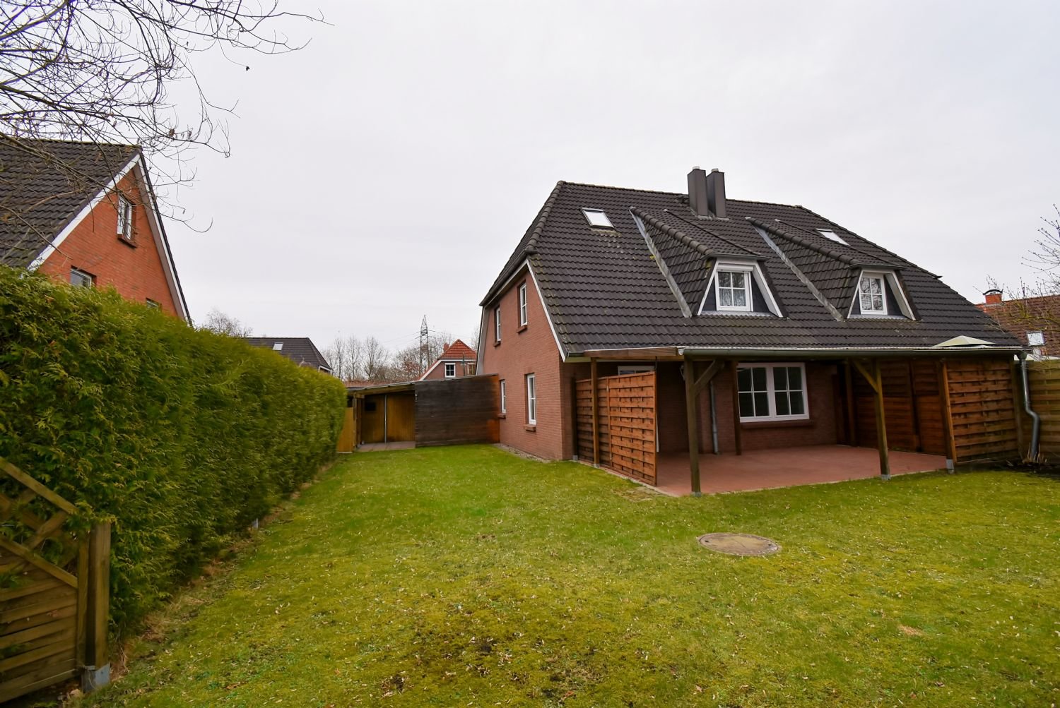 Charmante Doppelhaushälfte in Osterrönfeld Charmante Doppelhaushälfte in Osterrönfeld